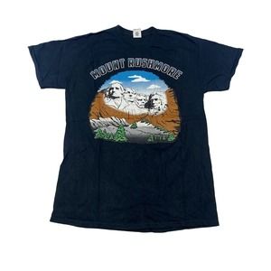 Mount Rushmore Funny Graphic Tee Thrifted Vintage Style Size M
